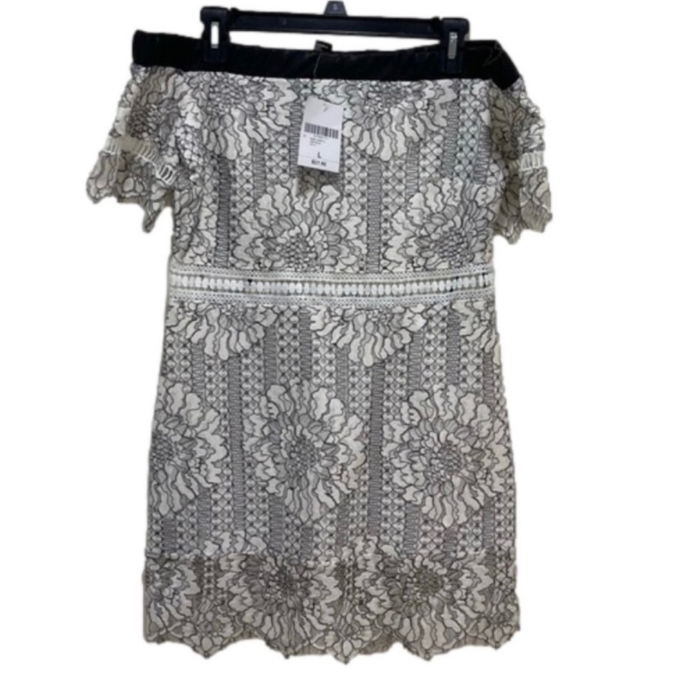 Forever 21 Lace Short Le Ivory Black Dress Size L